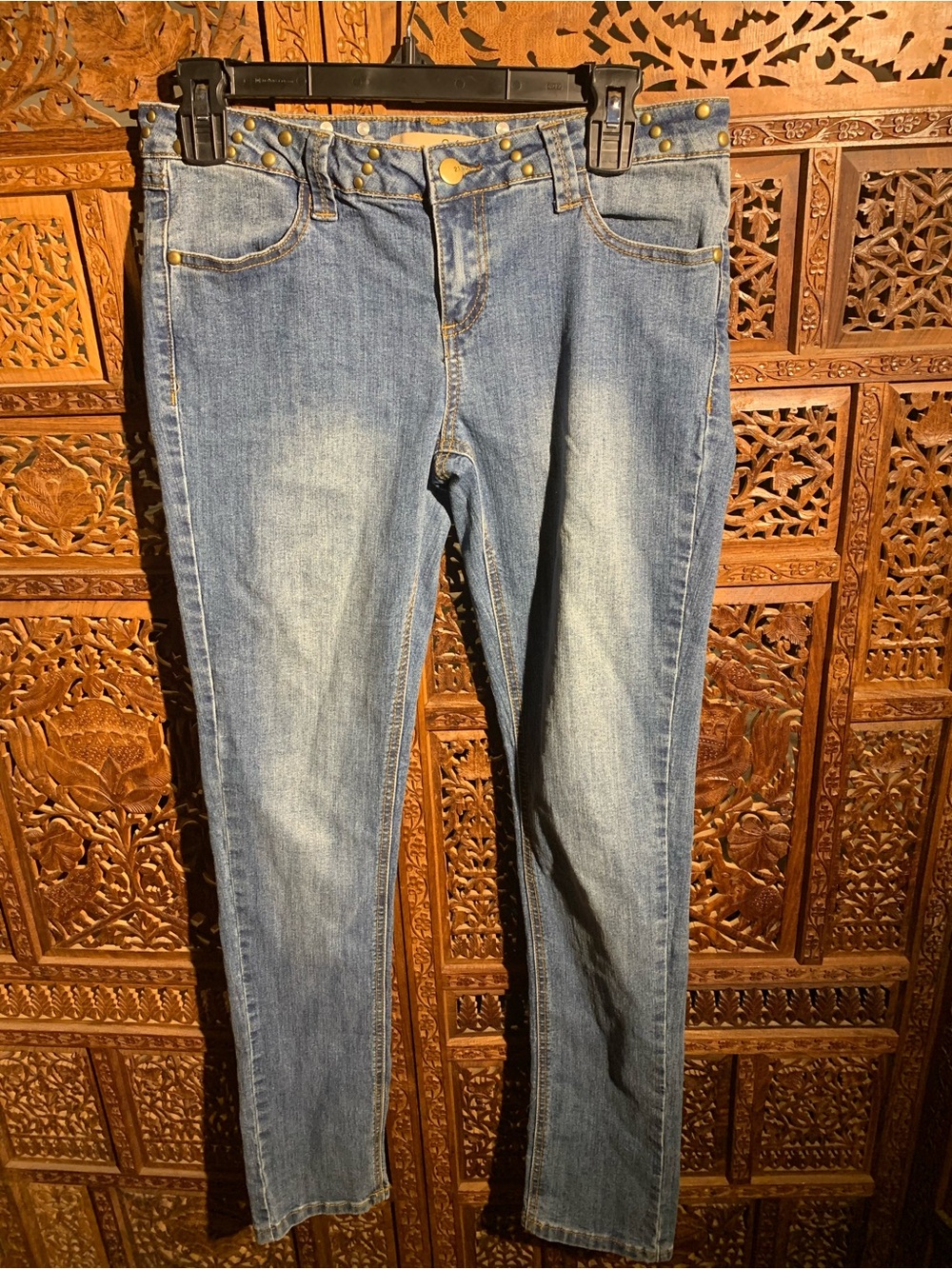 2.1 Denim Blue Women's Boyfriend Jeans with Brass Studs